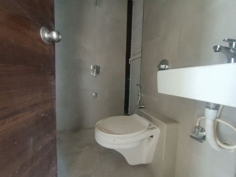 Bathroom, shagun-white-nest 1 Bedroom 700 Sq.Ft. Apartment In Ulwe Sector 20 Navi Mumbai 10554310