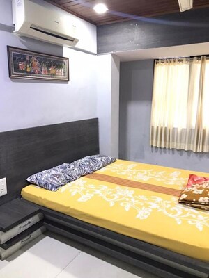 Bedroom in 6+ BHK Villa at Vashi Sector 12 – for Sale