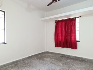 Bedroom in 1 BHK Apartment at Ranakpur Darshan Apartment, Vishrantwadi – for Rent