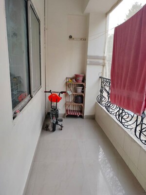 3 BHK Apartment For Rent in GHR Titania, Kondapur
