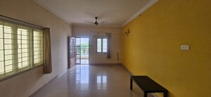 Room in 3 BHK Builder Floor at Kondapur – for Rent