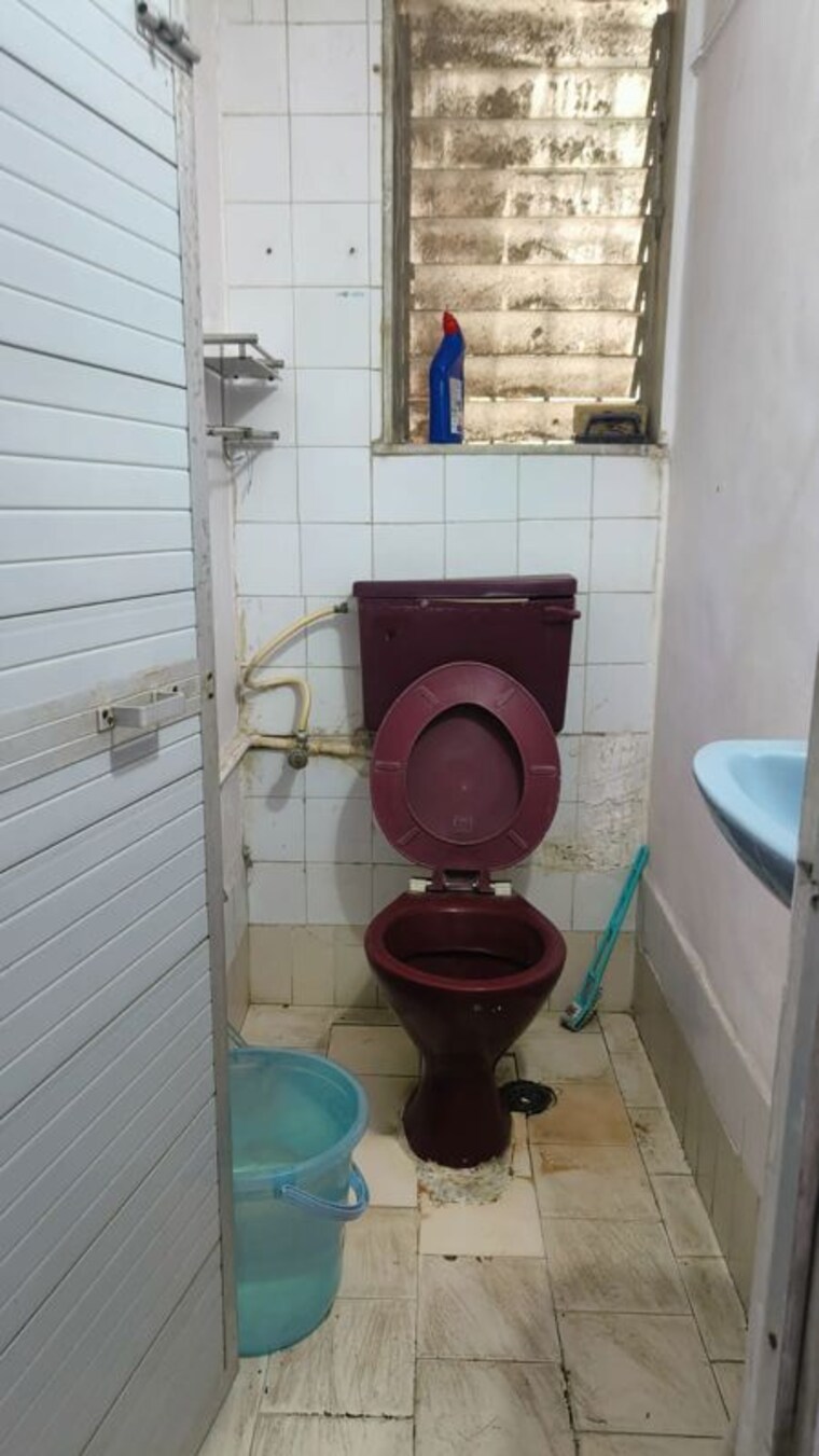 Bathroom, blue-haven-chs 1 Bedroom 550 Sq.Ft. Apartment In Santacruz East Mumbai 10555813