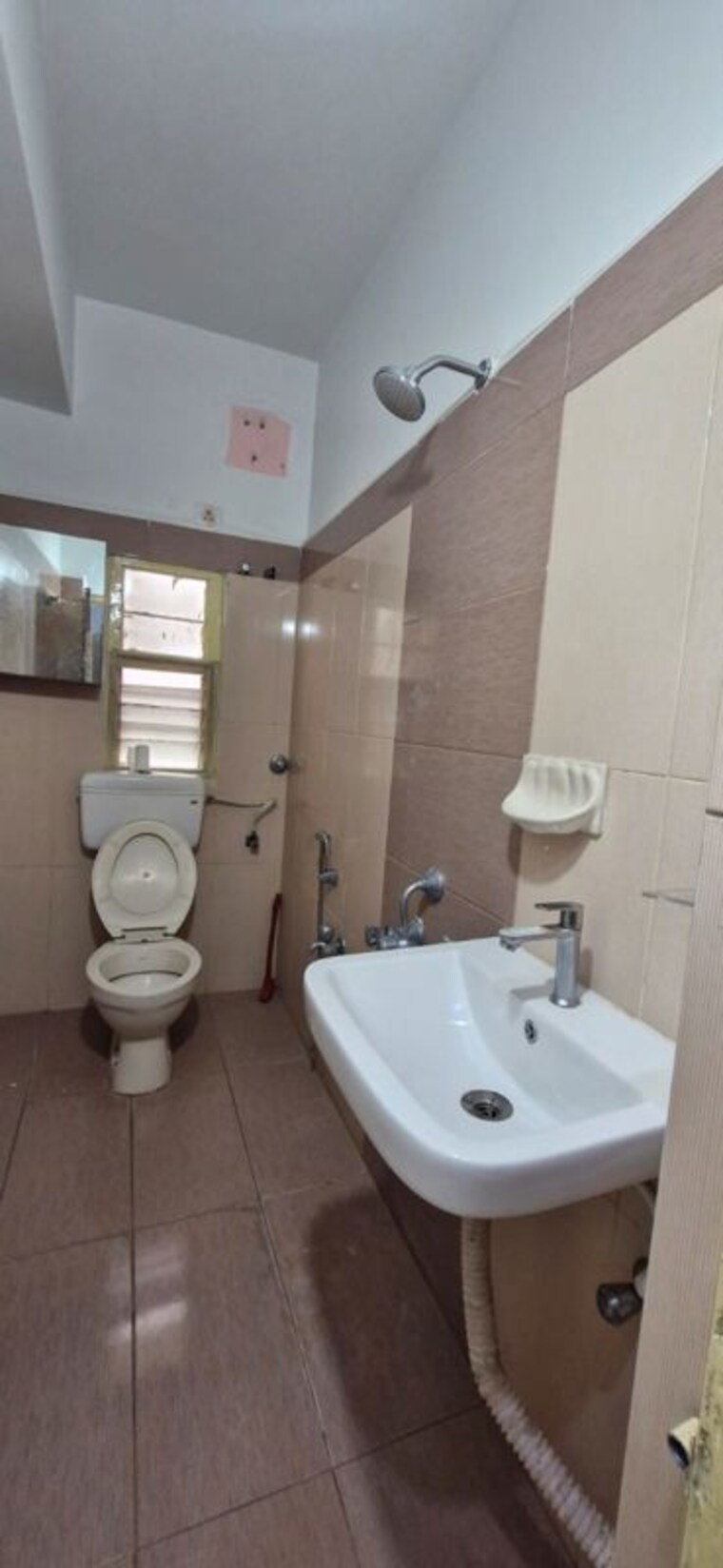 Bathroom, kondapur 3 Bedroom 1800 Sq.Ft. Builder Floor In Kondapur Hyderabad 10555845