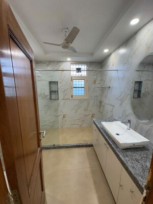 Kitchen in 3 BHK Builder Floor at Sector 57 – for Rent
