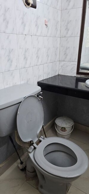 Bathroom in 1.5 BHK Builder Floor at Sarvapriya Vihar – for Rent