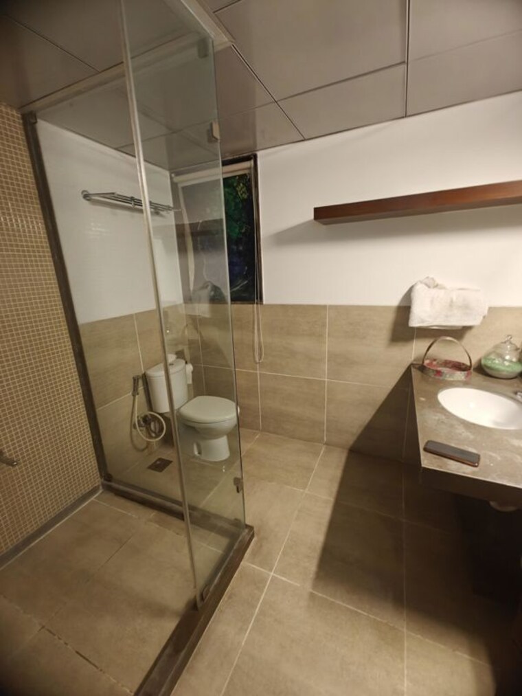 Bathroom, marvel-bounty 4 Bedroom 5200 Sq.Ft. Apartment In Hadapsar Pune 10555906
