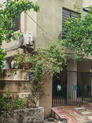  Apartment For Sale in Manhar Plot