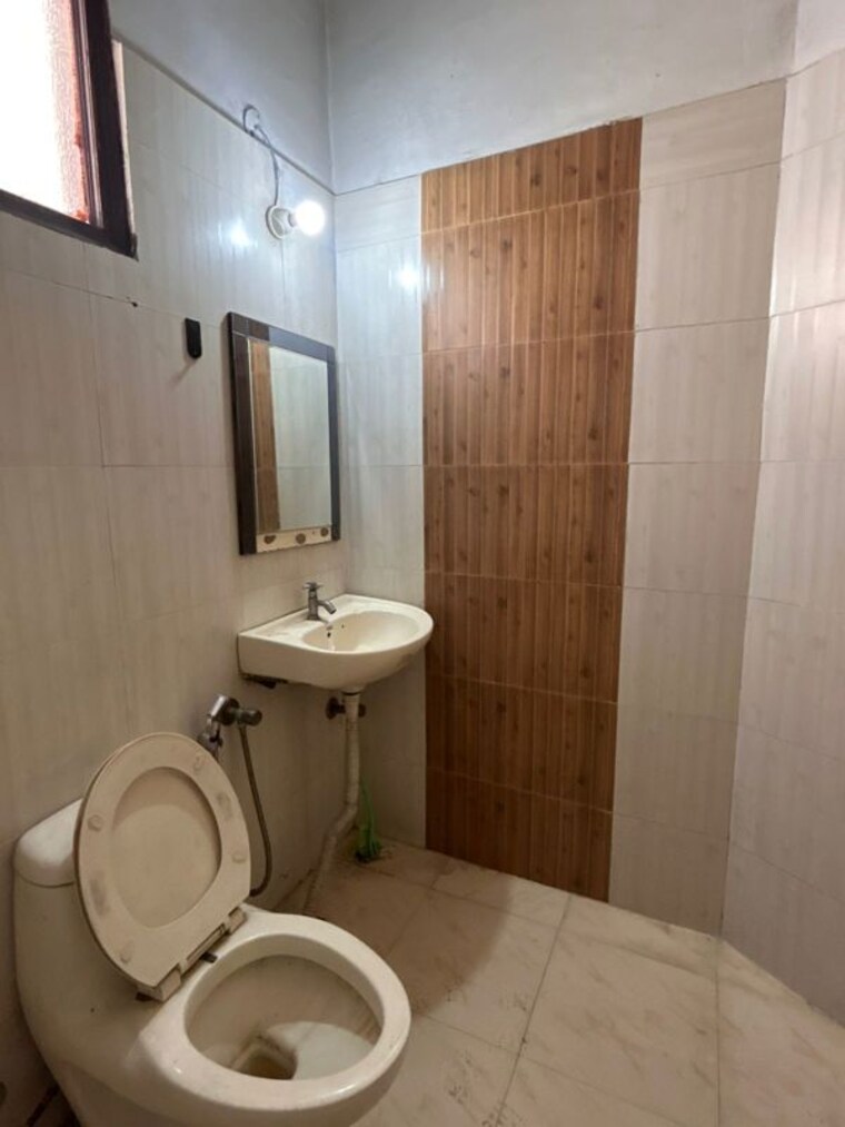 Bathroom, saket 1 Bedroom 750 Sq.Ft. Builder Floor In Saket Delhi 10556413
