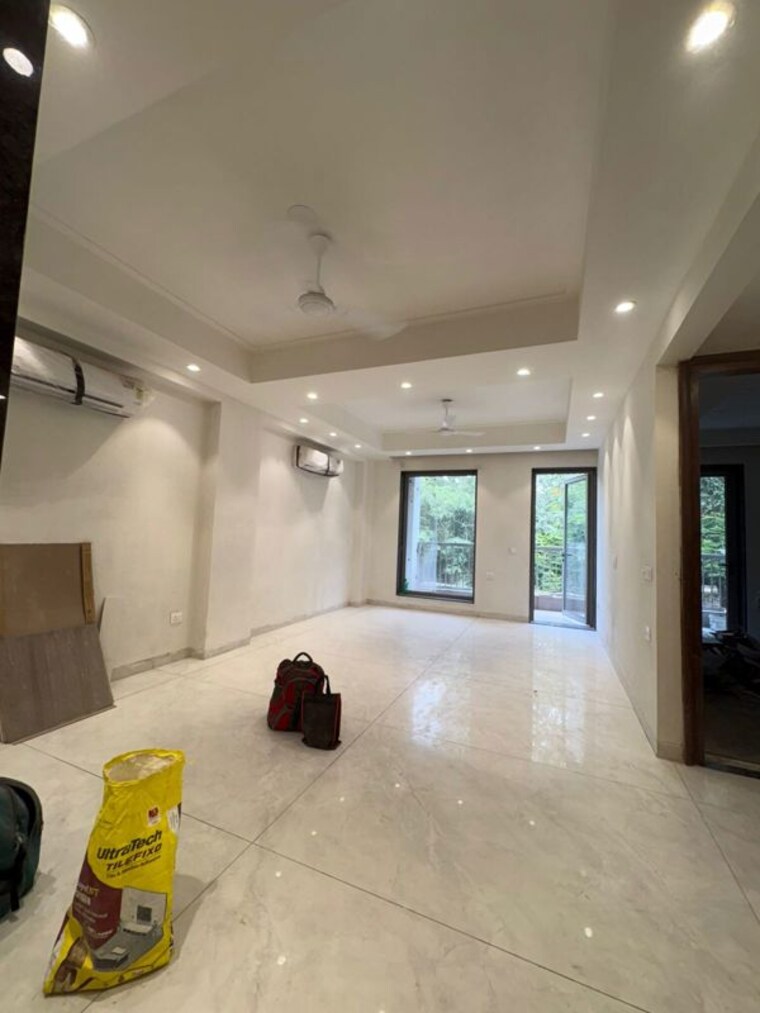 Living Room, saket 3 Bedroom 1600 Sq.Ft. Builder Floor In Saket Delhi 10556416