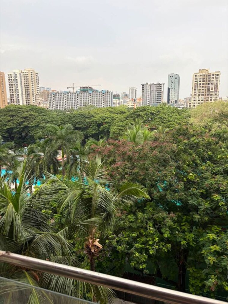 Garden, goregaon west Pg For Girls In Goregaon West 10556425