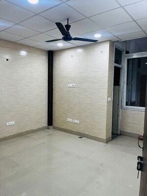 Room in 3 BHK Apartment at Aims Golf City, Sector 75 – for Rent