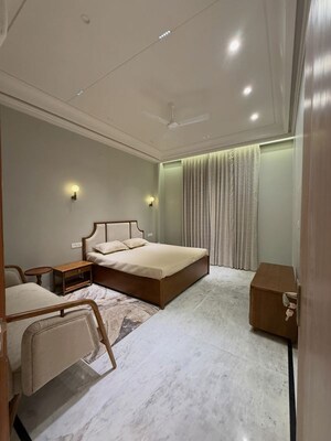Room in 4 BHK Villa at Vaishali Nagar – for Sale