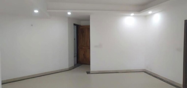 Room, aims-golf-city 3 Bedroom 1350 Sq.Ft. Apartment In Sector 75 Noida 10556443