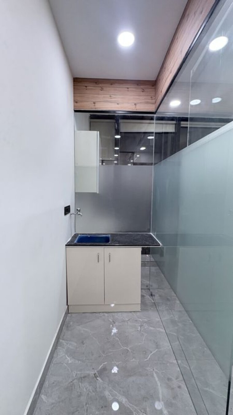 Kitchen, bestfield Commercial Office Space 550 Sq.Ft. In Netaji Subhash Place Delhi 10556448