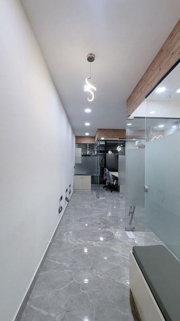 undefined, bestfield Commercial Office Space 550 Sq.Ft. In Netaji Subhash Place Delhi 10556448