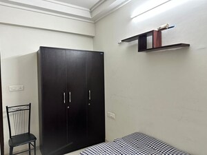Room in 2 BHK Apartment at Kharadi – for Rent