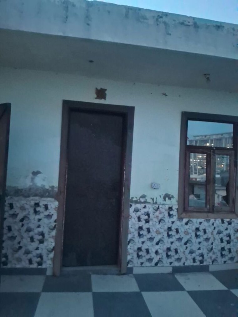 Living Room, emenox-brave-hearts 3 Bedroom 1450 Sq.Ft. Apartment In Raj Nagar Extension Ghaziabad 10556468