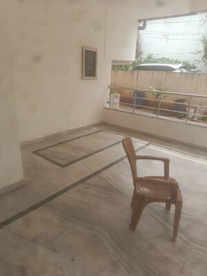 Room in 5 BHK Villa at Madhapur – for Rent