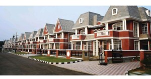 5 BHK Villa – Exterior View View at Eldeco Mansionz, Sector 48 - for Sale
