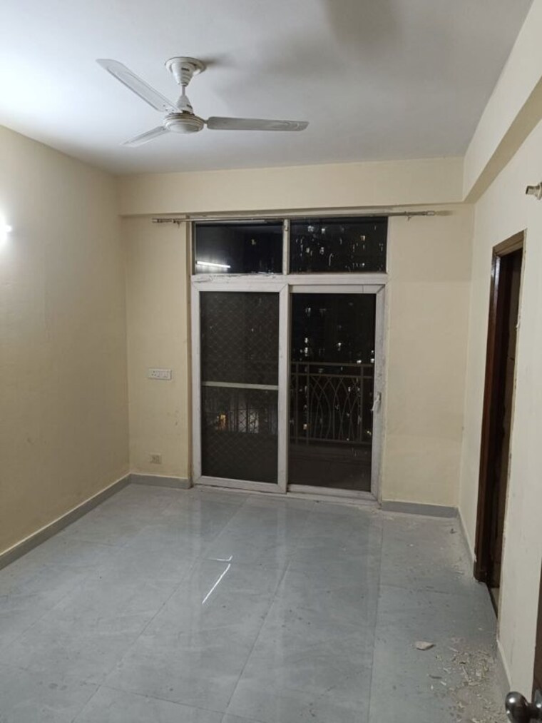Room, mahagun-mywoods 2 Bedroom 935 Sq.Ft. Apartment In Sector 16c Greater Noida Greater Noida 10556493