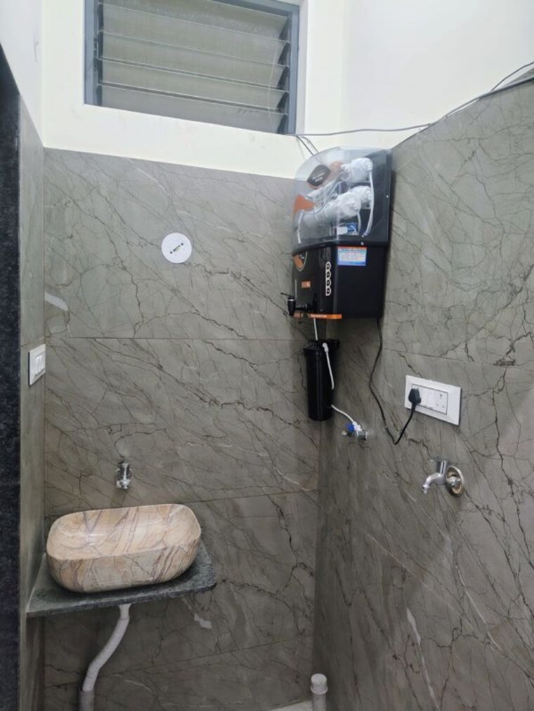 Bathroom, ravet Pg For Boys & Girls In Ravet 10556507