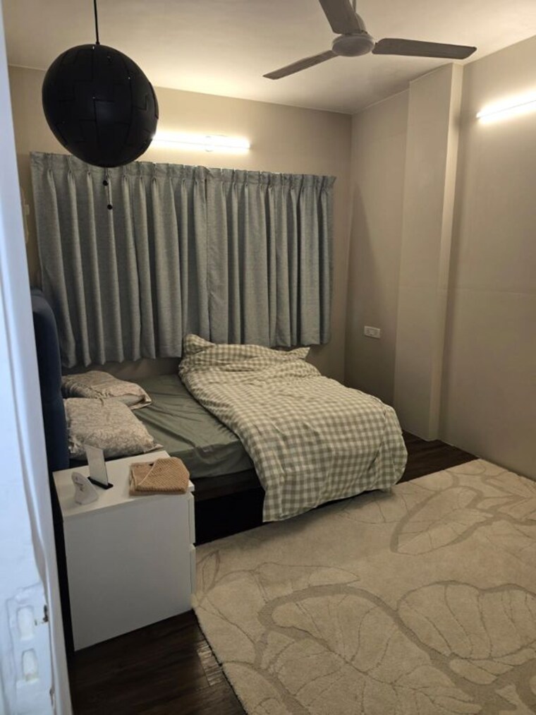 Bedroom, andheri west 2 Bedroom 900 Sq.Ft. Apartment In Andheri West Mumbai 10556512