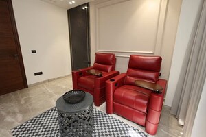 Living Room in 3 BHK Builder Floor at Smart World Orchard, Sector 61 – for Rent