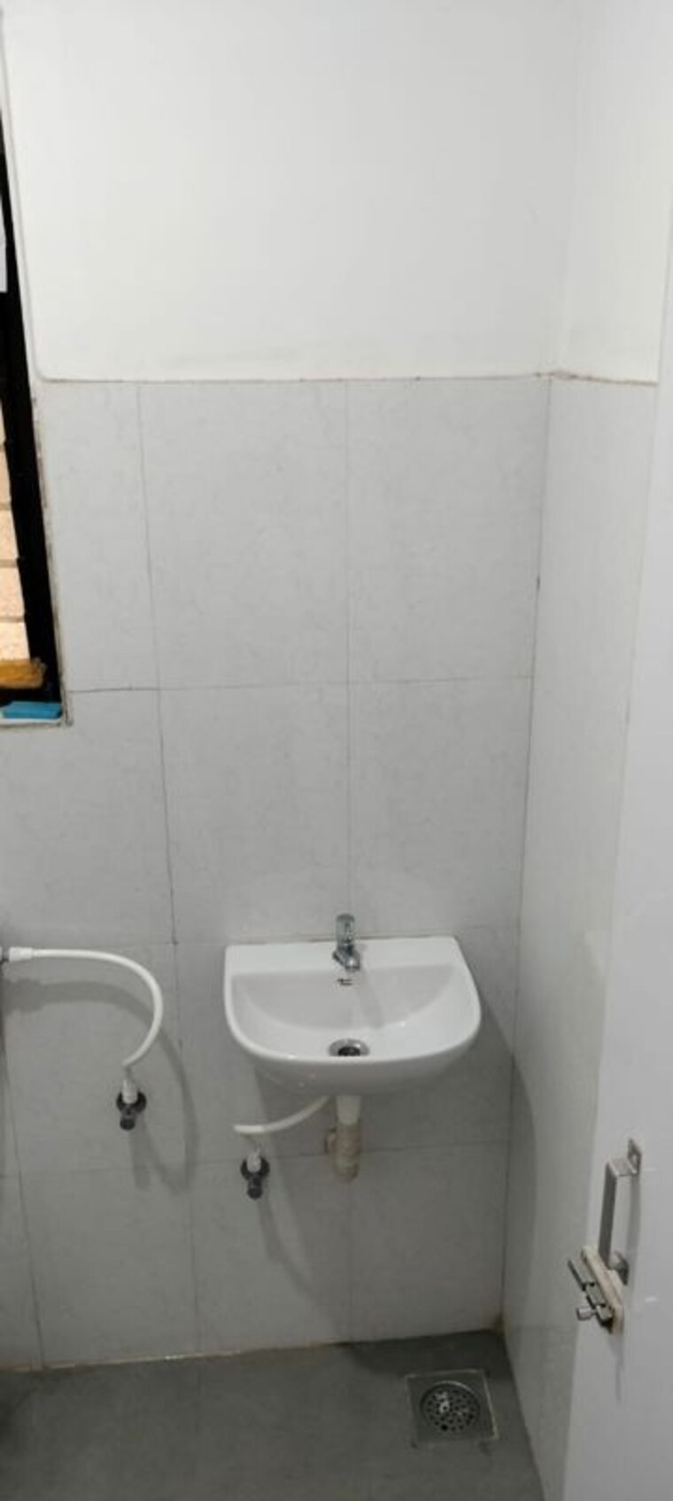 Bathroom, raymond-aashiyana 1 Bedroom 322 Sq.Ft. Apartment In Vartak Nagar Thane 10556531
