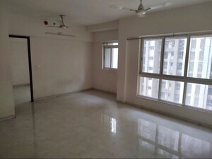 3 BHK Apartment For Rent in Lodha Amara, Kolshet Road