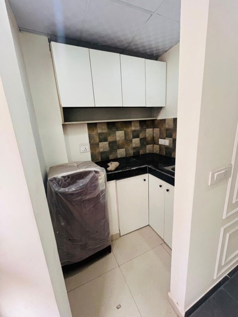 Kitchen, vipul-square 1 RK 470 Sq.Ft. Builder Floor In Sushant Lok I Gurgaon 10556533