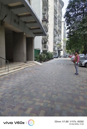 Parking in 2 BHK Apartment at Ajnara Le Garden Prime Tower, Sector 16b Greater Noida – for Sale