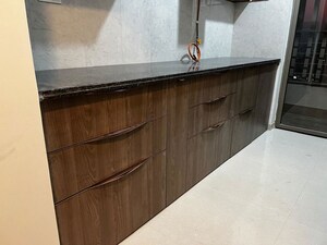 Kitchen in 2 BHK Apartment at Kalpataru Paramount, Kapur Bawdi – for Rent