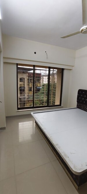 Bedroom in 2 BHK Apartment at Poonam Estate Cluster I, Mira Road – for Rent