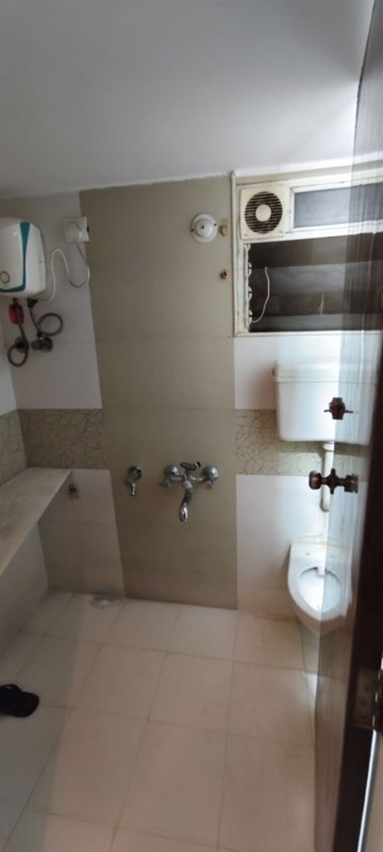 Bathroom, poonam-estate-cluster-i 2 Bedroom 975 Sq.Ft. Apartment In Mira Road Thane 10556541