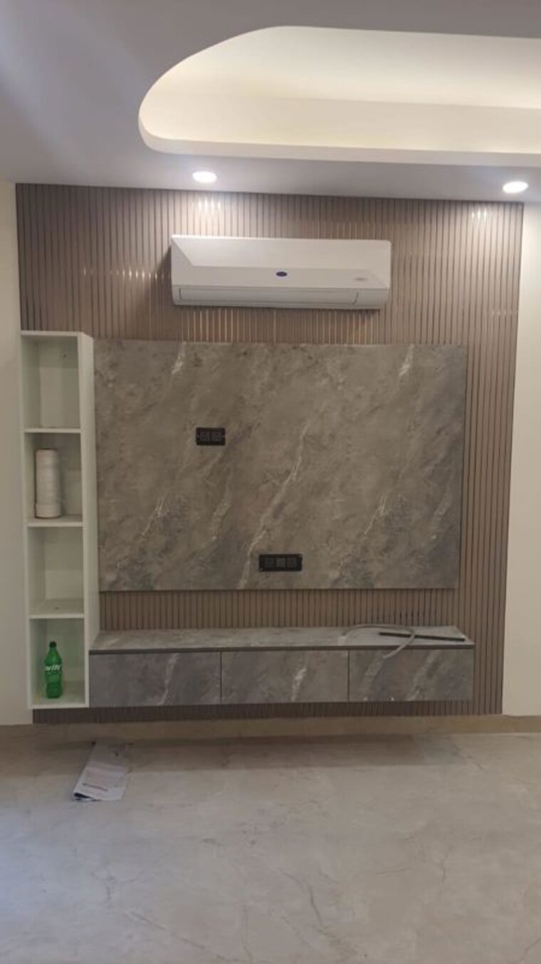 Bathroom, sector 22 3 Bedroom 1520 Sq.Ft. Builder Floor In Sector 22 Gurgaon 10556581
