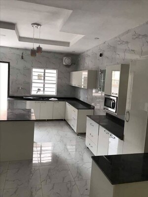 Kitchen in 3 BHK Builder Floor at Sector 22 – for Rent