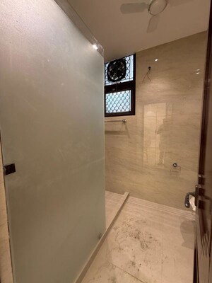 Room in 2 BHK Builder Floor at Kalkaji – for Rent