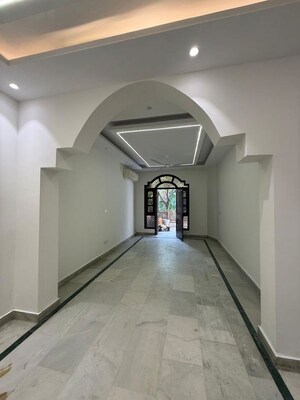 Living Room in 2 BHK Builder Floor at Kalkaji – for Rent