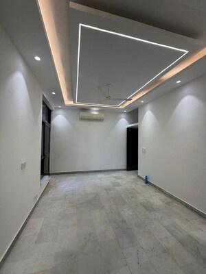 Room in 2 BHK Builder Floor at Kalkaji – for Rent