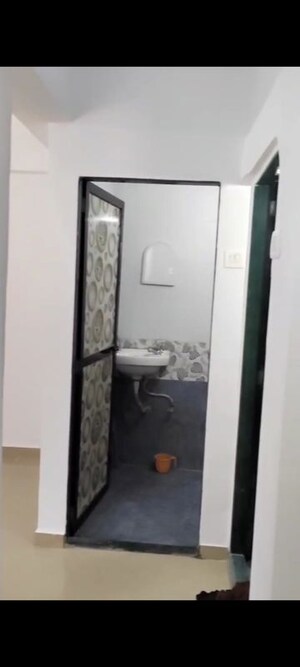 Furnished Amenities in 1 RK Apartment at Osho Anand, Naupada – for Rent