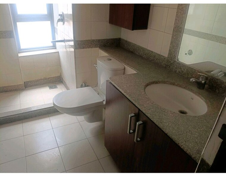 Bathroom, unitech-the-close-south 3 Bedroom 2480 Sq.Ft. Apartment In Sector 50 Gurgaon 10556619