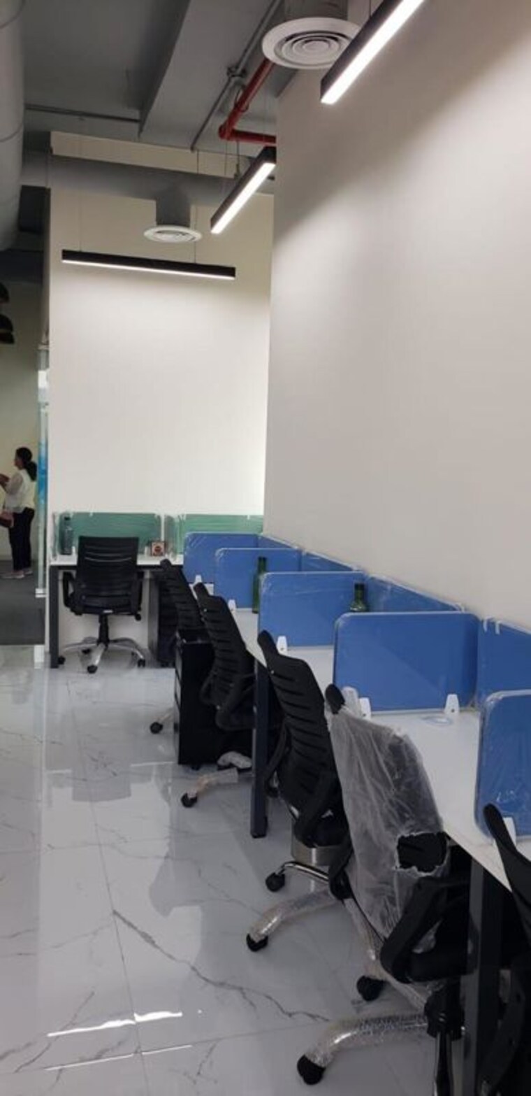 Team Area, dev-corpora Commercial Office Space 2500 Sq.Ft. In Ganeshwadi Thane 10556644