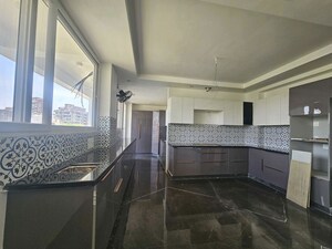 Kitchen in 3 BHK Builder Floor at Sector 21 – for Rent