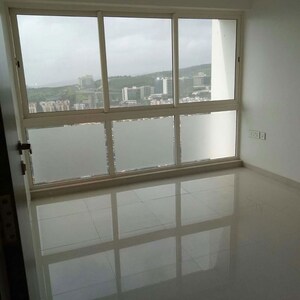 Room in 2 BHK Apartment at Omkar Ananta, Goregaon East – for Rent