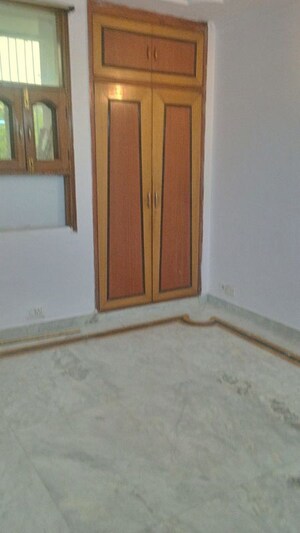 2 BHK Builder Floor For Rent in East Of Kailash