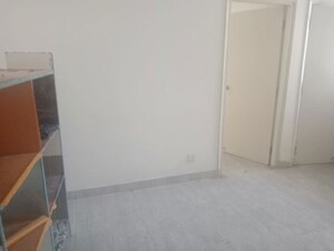 Room in 1 BHK Apartment at Signature Global Signum 107, Sector 107 – for Rent