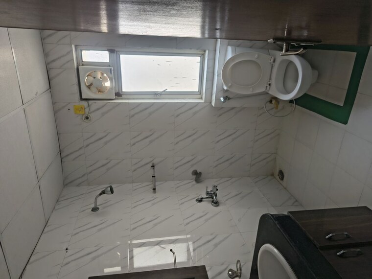 Bathroom, nimbus-the-golden-palm 2.5 Bedroom 1085 Sq.Ft. Apartment In Sector 168 Noida 10556688