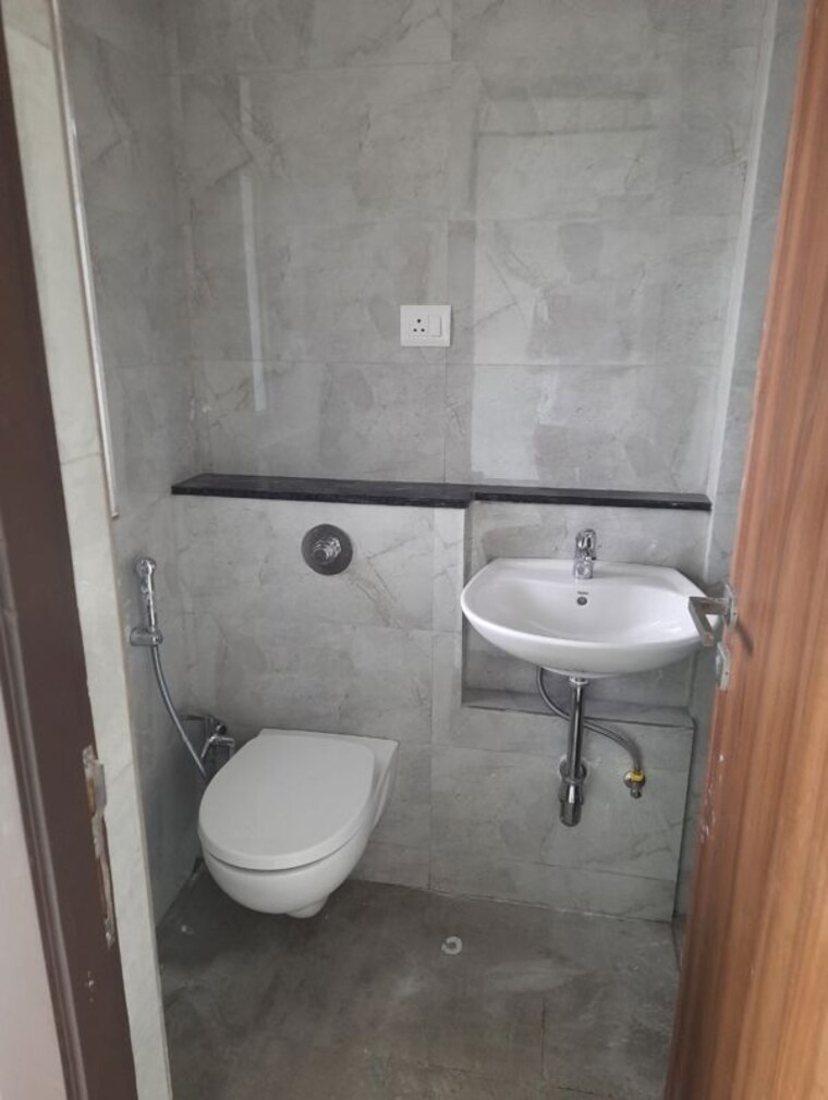 Bathroom, sheth-irene 2 Bedroom 640 Sq.Ft. Apartment In Malad West Mumbai 10556698