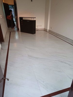 3 BHK Builder Floor For Rent in Chittaranjan Park