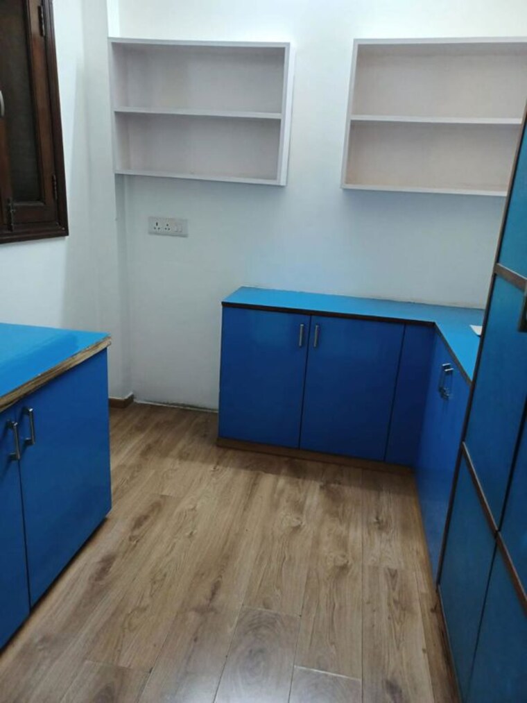 Bedroom, chittaranjan park 3 Bedroom 1400 Sq.Ft. Builder Floor In Chittaranjan Park Delhi 10556729